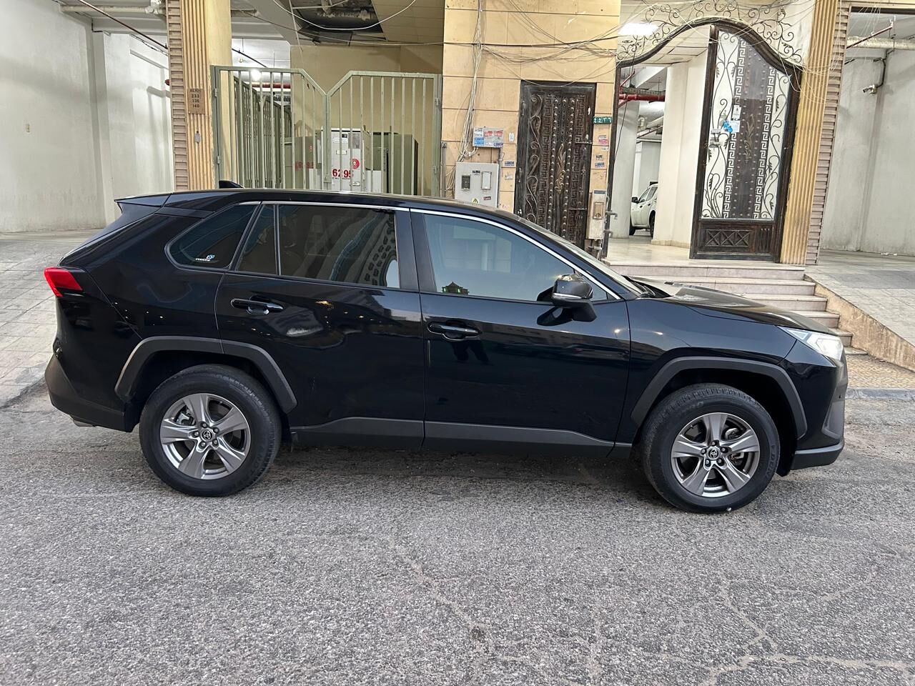 Al Khobar Al Shamalia, Vehicles, Cars & Trucks , SAR 95000,  Toyota RAV4,  2024,  Automatic,  67000 KM,  * LE 4x4 | FOR SALE*