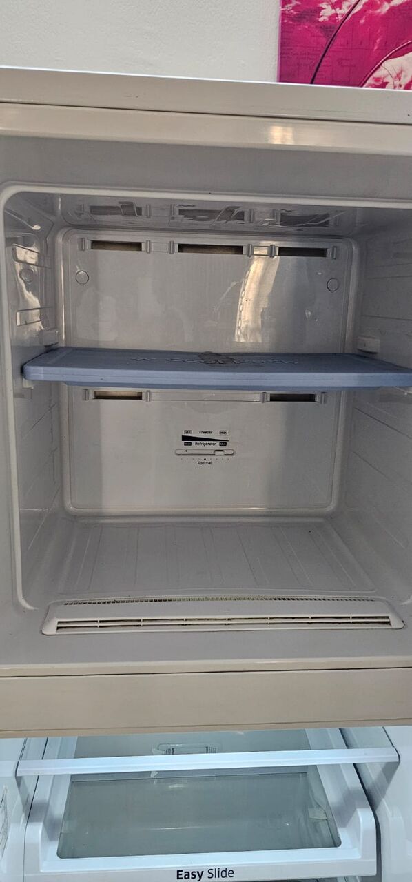 Al Sulaymaniyyah, Appliances, SAR 750,  Samsung 237L Refrigerator &ndash; Excellent Condition