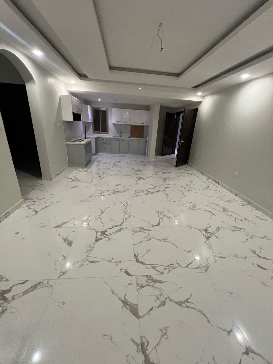 Dhahran, Apartments, Flats, Houses & Villas, SAR 43000/year,  3 BR,  3 Room With 2 Toilets, Salah, Kichen, 2 Entrace & Parking