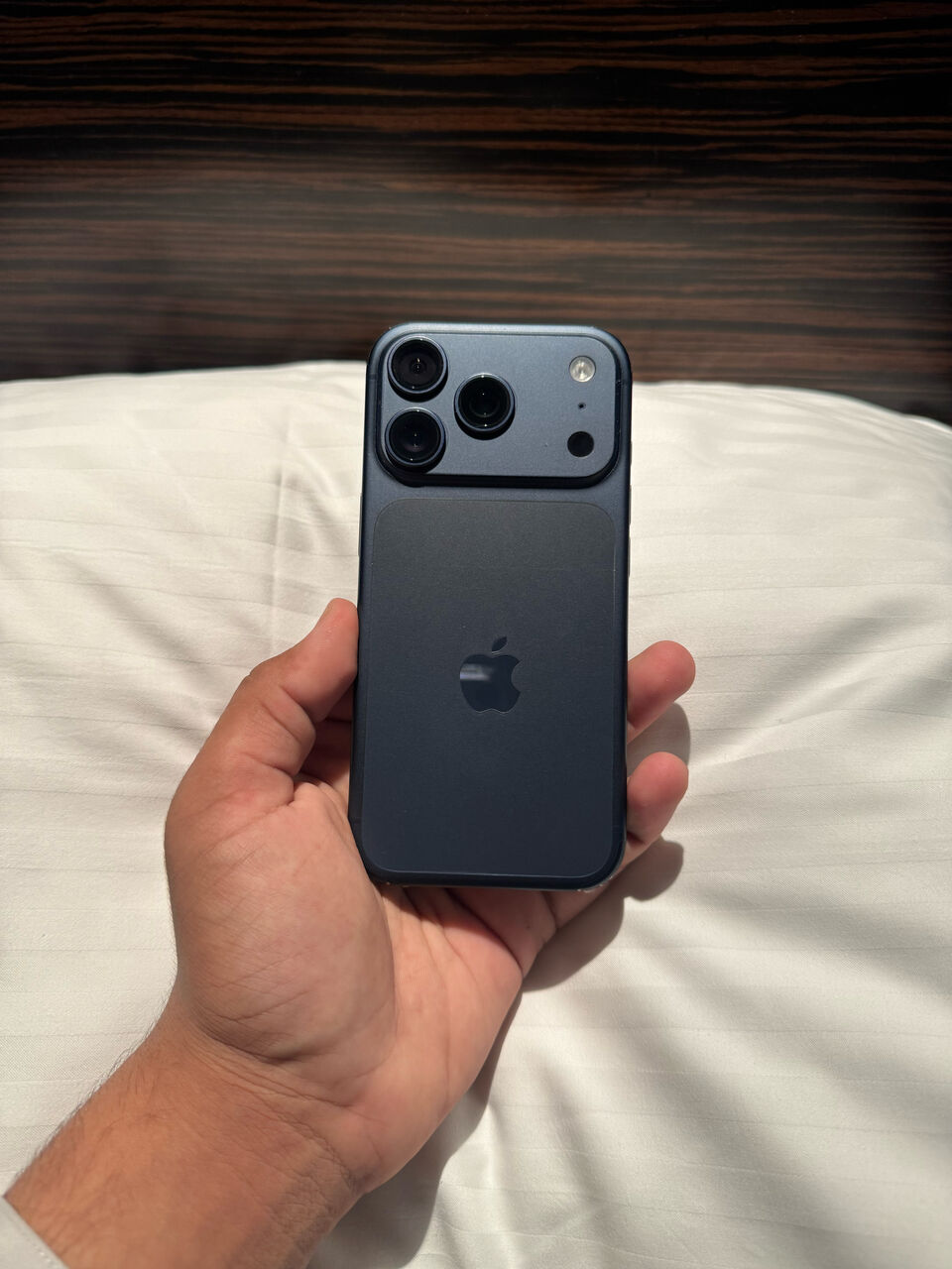 Riyadh, Mobile Phones, SAR 4199,  IPhone 17 Pro 256GB