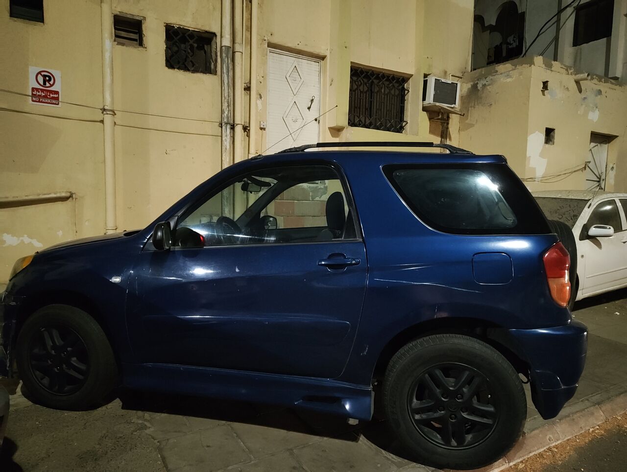 Jeddah, Vehicles, Cars & Trucks , SAR 10000,  2001,  2001,  Manual,  500000 KM,  Toyota RAV4 4x4 3 Door