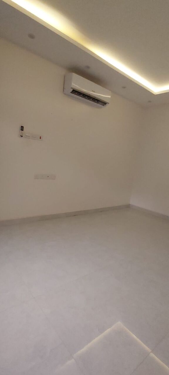 Al Rawdah, Apartments, Flats, Houses & Villas, SAR 30000/year,  2 BR,  Speciouse Family Apartment With Open Galary Apposite Of Garden Near Metro Bus