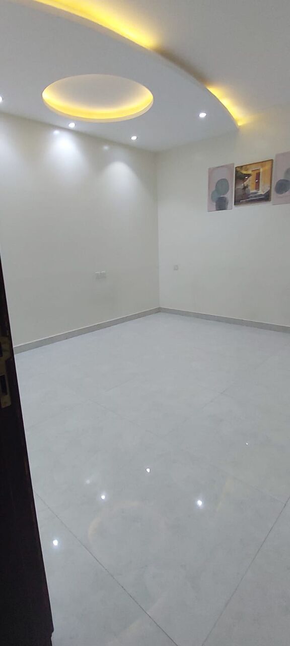 Al Rawdah, Apartments, Flats, Houses & Villas, SAR 30000/year,  2 BR,  Speciouse Family Apartment With Open Galary Apposite Of Garden Near Metro Bus