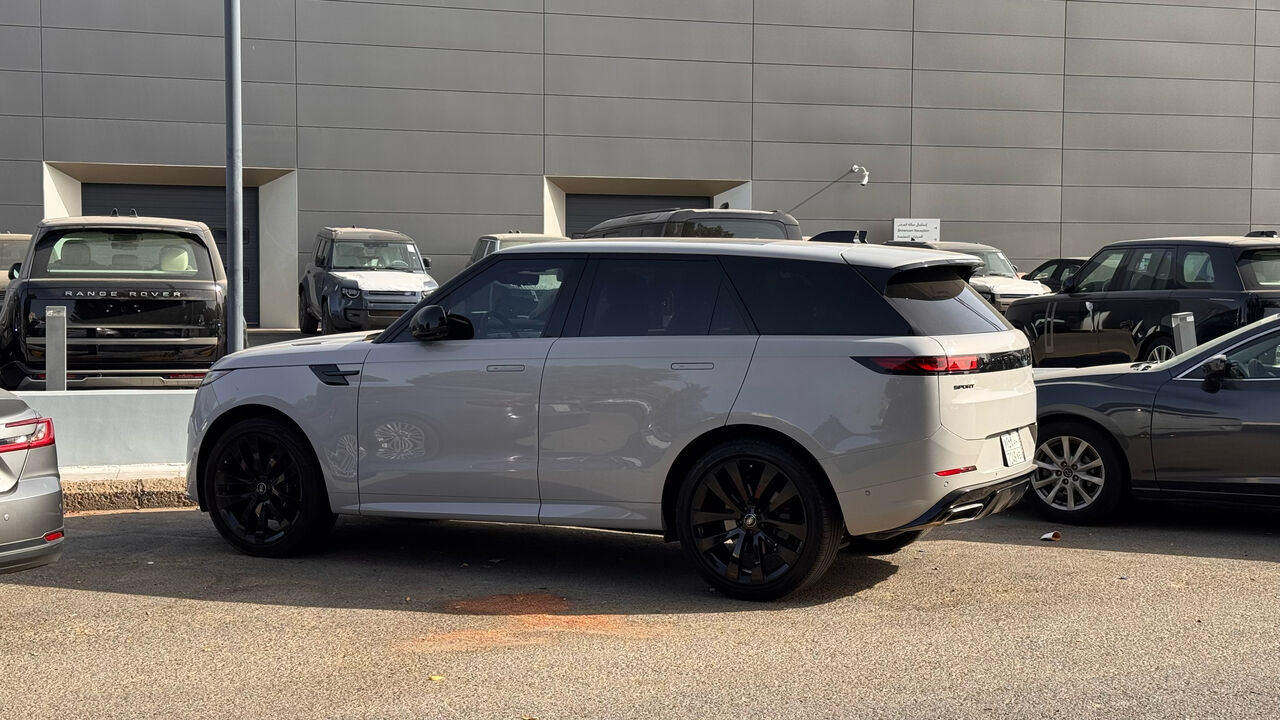 Riyadh, Vehicles, Cars & Trucks , SAR 420000,  Land Rover Range Rover Sport,  2023,  Null,  51000 KM,  Range Rover Sport V6 P400 SE Dynamic