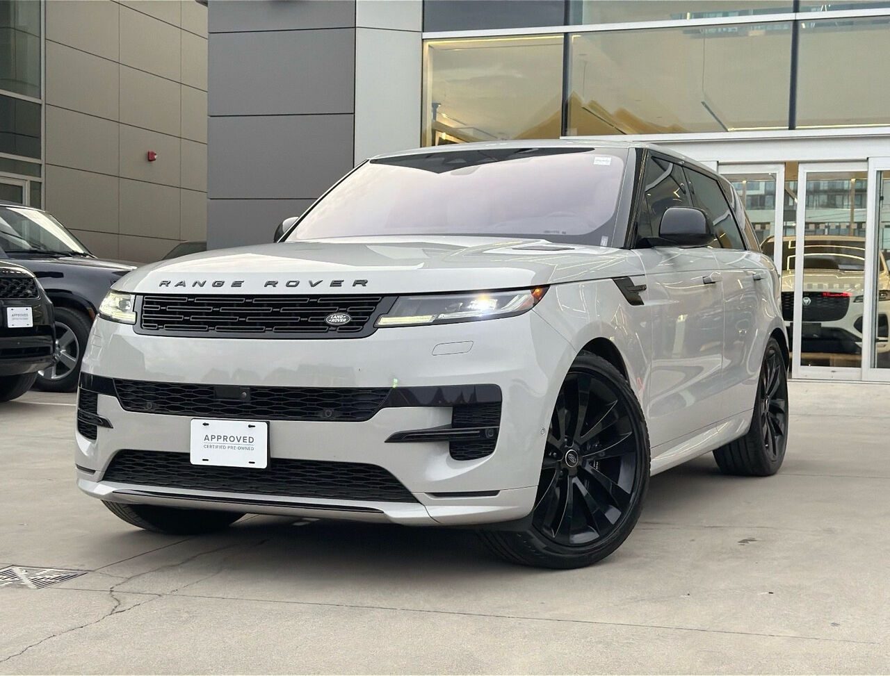 Riyadh, Vehicles, Cars & Trucks , SAR 420000,  Land Rover Range Rover Sport,  2023,  Null,  51000 KM,  Range Rover Sport V6 P400 SE Dynamic