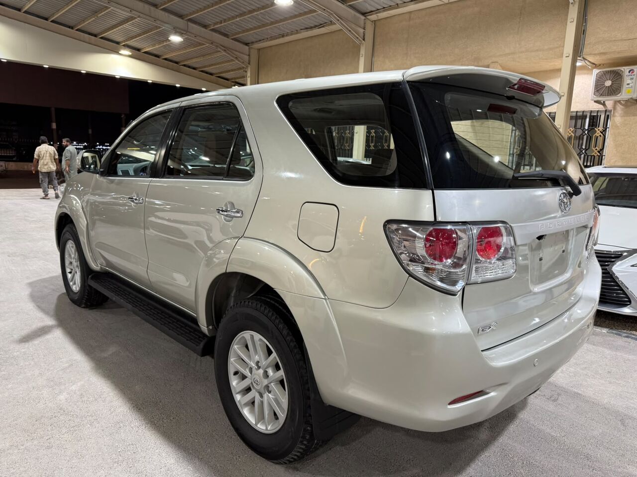 Riyadh, Vehicles, Cars & Trucks , SAR 49500,  TOYOTA FORTUNER,  2013,  Automatic,  240 KM,  00 % ORIGINAL SRS GX G