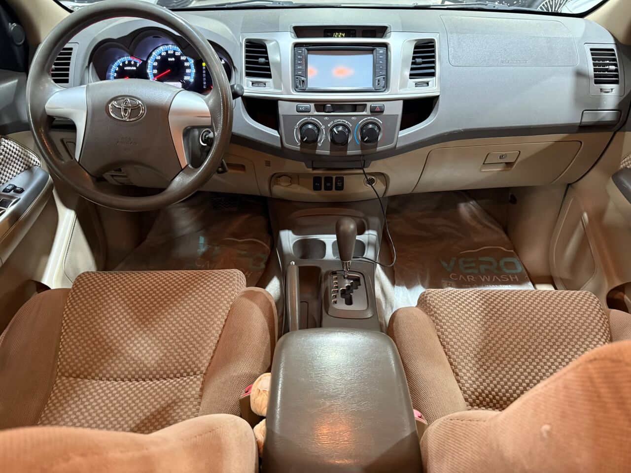 Riyadh, Vehicles, Cars & Trucks , SAR 49500,  TOYOTA FORTUNER,  2013,  Automatic,  240 KM,  00 % ORIGINAL SRS GX G