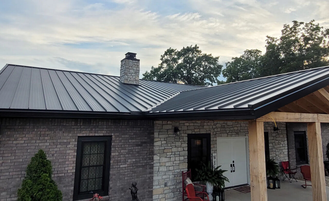 New York, Household, Standing Seam Metal Roof