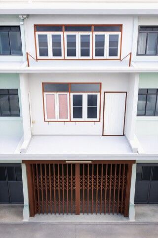 Bangkok, Villas, THB 12999,  30 Sq. Feet,  Location In The Heart Of Sathorn, Silom, Townhome, 3 Floors, 3 Bedrooms, Monday 20-28,
