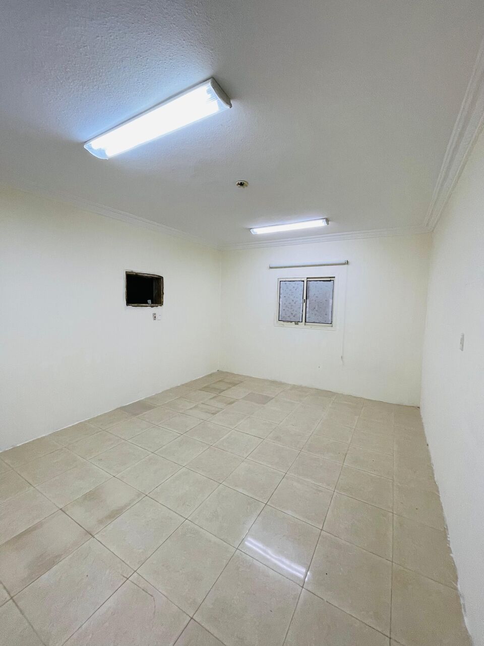 Jubail, Apartments, Flats, Houses & Villas, 2 BR,  2BHK UNFURNISHED APARTMENT ON GROUND FLOOR AVAILABLE FOR RENT