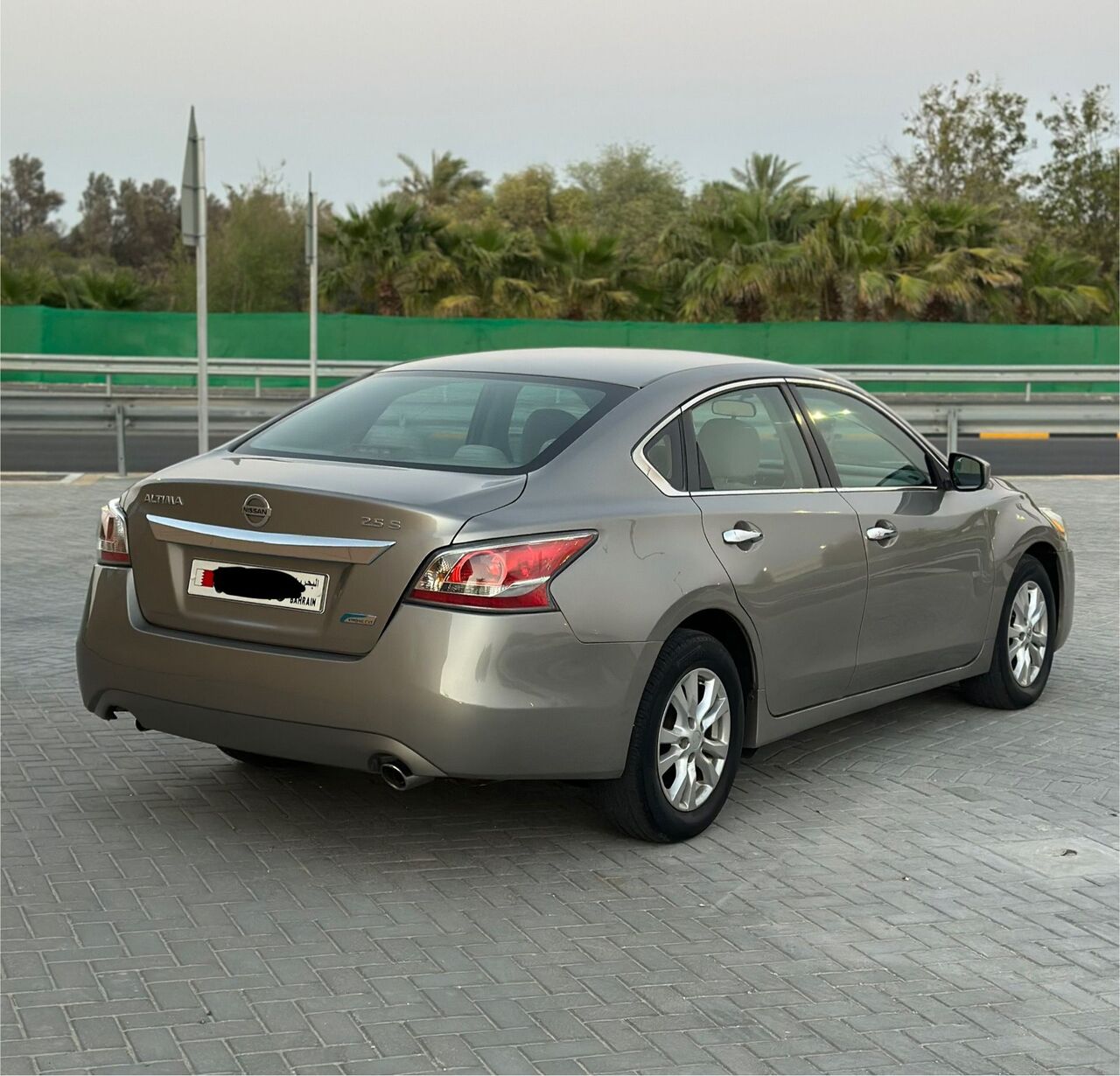 Riffa, Vehicles, Cars & Trucks , BHD 1950,  Nissan Altima 2.5,  2015,  Automatic,  171000 KM,  Excellent Condition