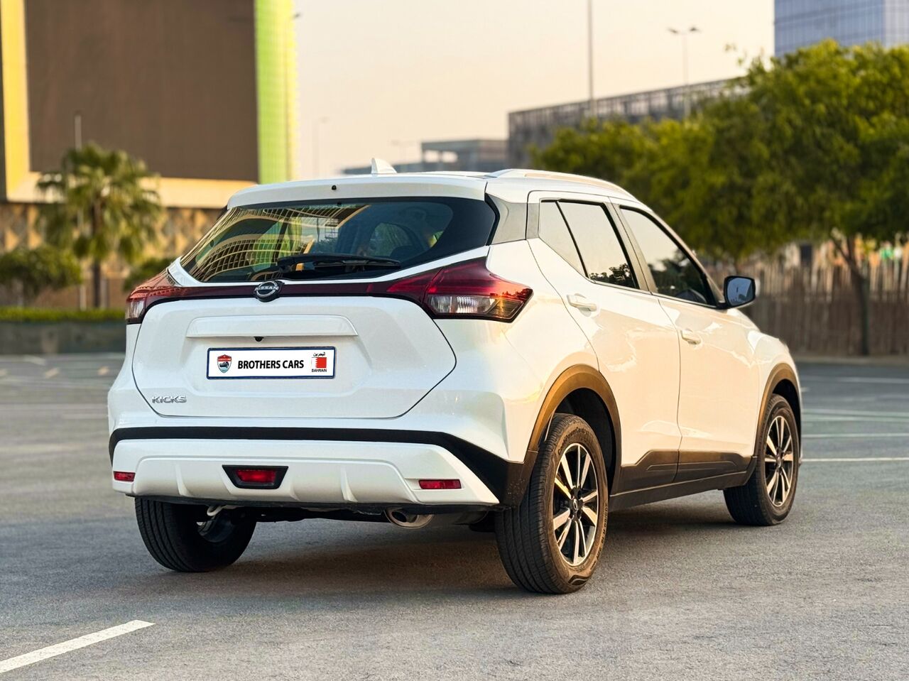 Manama, Vehicles, Cars & Trucks , BHD 100,  NISSAN KICKS-SV,  2024,  Automatic,  7000 KM,    MODEL FOR SALE