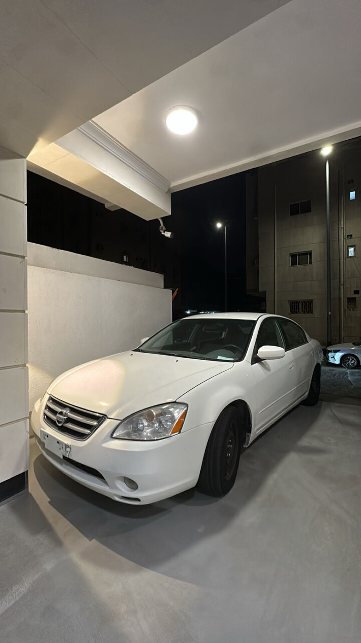 Jeddah, Vehicles, Cars & Trucks , SAR 10000,  Nissan Altima,  2006,  –تحديد–,  310000 KM,