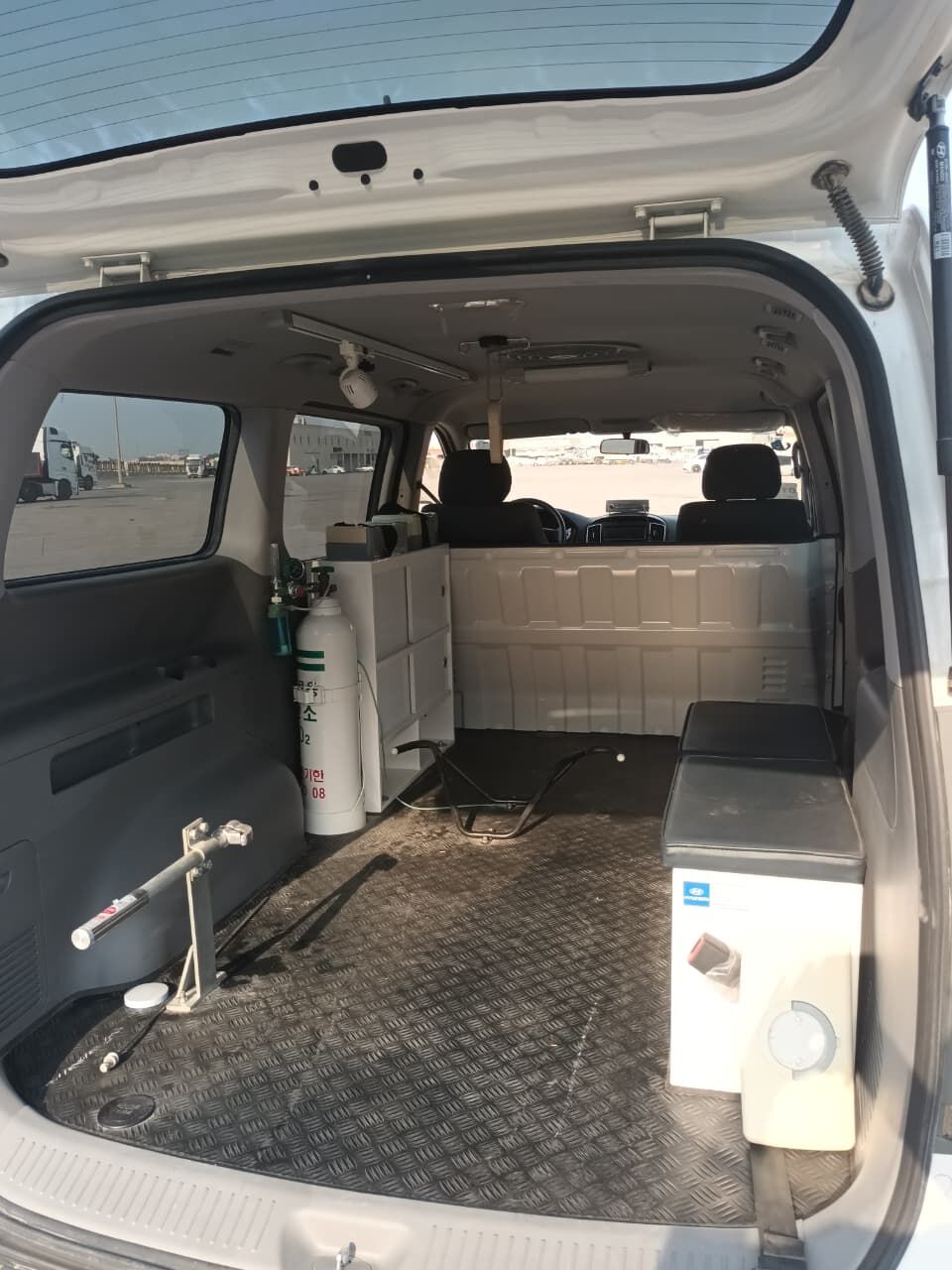 Riyadh, Vehicles, Cars & Trucks , SAR 68000,  Hyundai H1,  2016,  Automatic,  34000 KM,   Ambulance