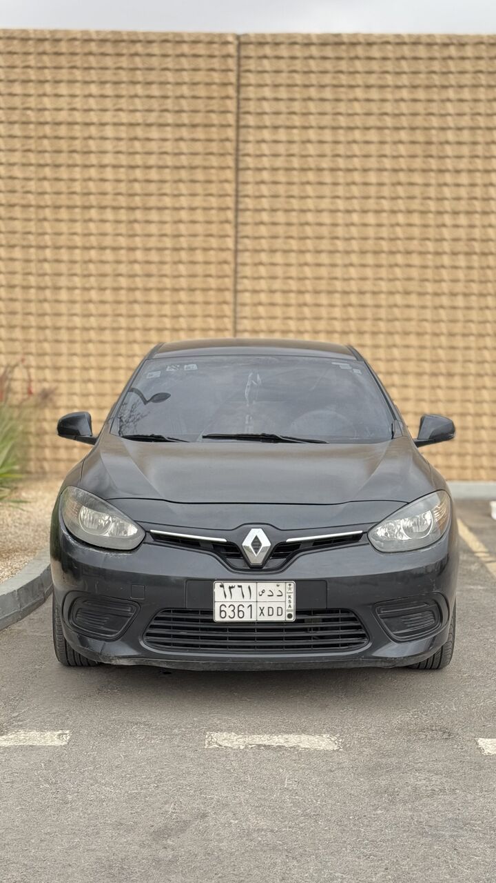 Riyadh, Vehicles, Cars & Trucks , SAR 10000,  Renault Fluence,  2015,  Automatic,  199000 KM,  For Sale: