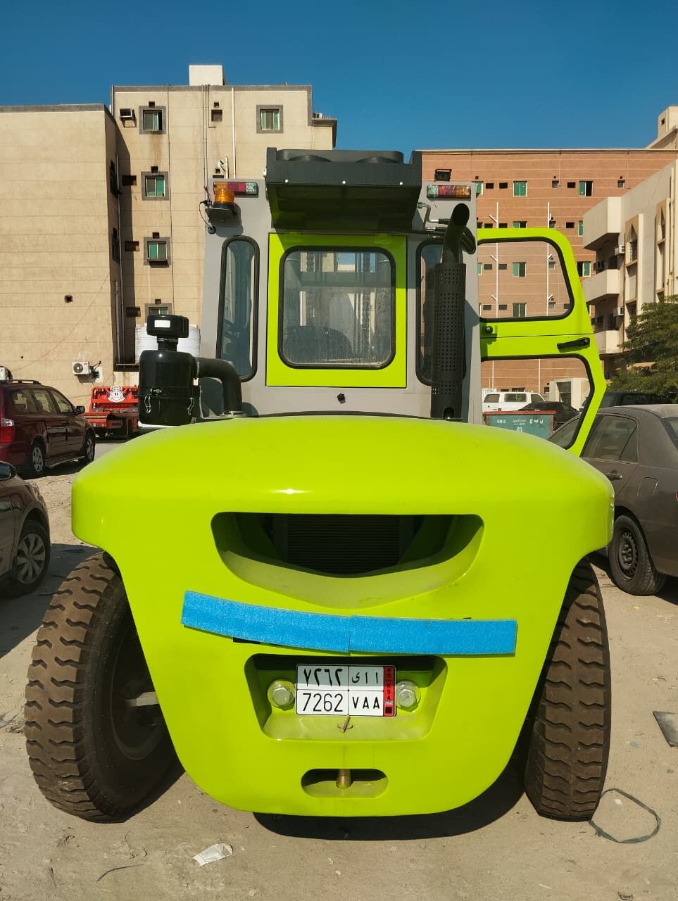 Jubail, Equipment Rental, FORKLIFT WITH OPERATOR: ZOOMLION 10T