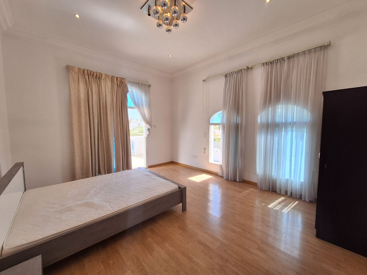 Saar, Sublets, BHD 145/month,  Studio,  30 Sq. Meter,  COZY 30 SQM STUDIO WITH BALCONY &ndash; BD 145