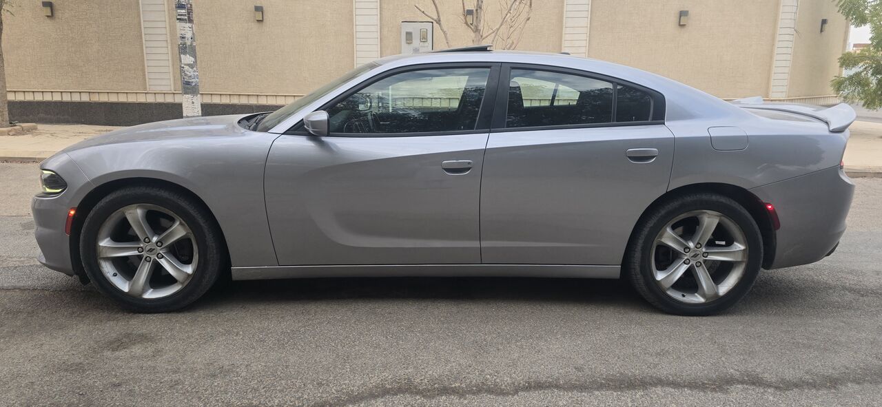 Riyadh, Vehicles, Cars & Trucks , SAR 59,  Dodge Charger SXT,  2018,  Automatic,  227 KM,  🚘  Premium  – Full Option