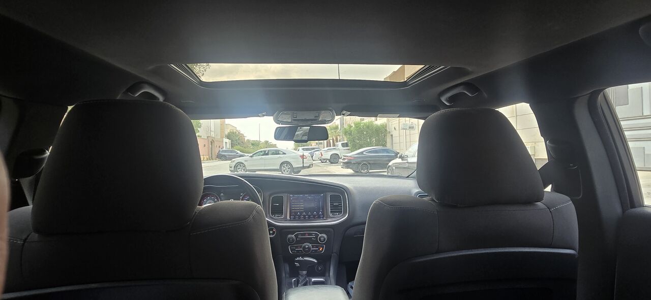Riyadh, Vehicles, Cars & Trucks , SAR 59,  Dodge Charger SXT,  2018,  Automatic,  227 KM,  🚘  Premium  – Full Option