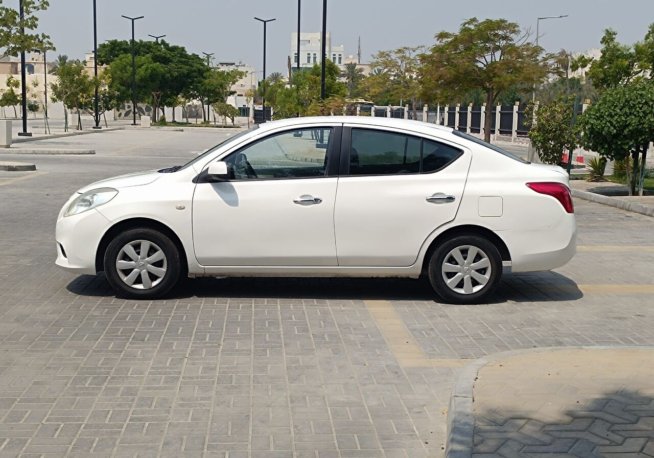 Manama, Vehicles, Cars & Trucks , BHD 1650,  NISSAN SUNNY,  2014,  Automatic,  158000 KM,  GOOD CONDITION