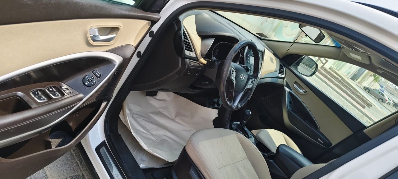 Khobar, Vehicles, Cars & Trucks , SAR 33000,  Hyundai Santa Fe,  2015,  Automatic,  271000 KM,