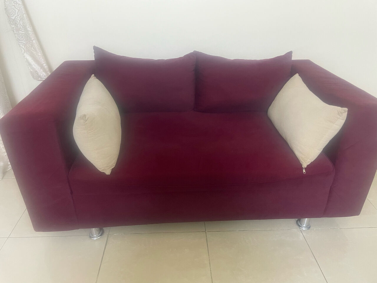 Riyadh, Furniture, SAR 1500,  7 Seater Sofa + Center Table + Rug