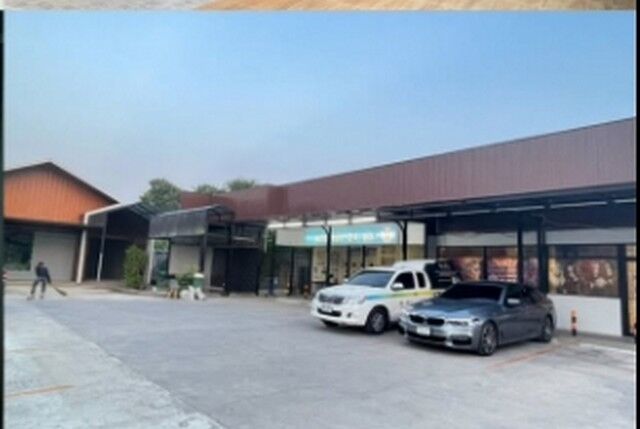 Bangkok, Villas, THB 100000,  350 Sq. Feet,  Building For Rent, Usable Area 500 Square Meters In Soi On Nut 66, Cars Can Enter And