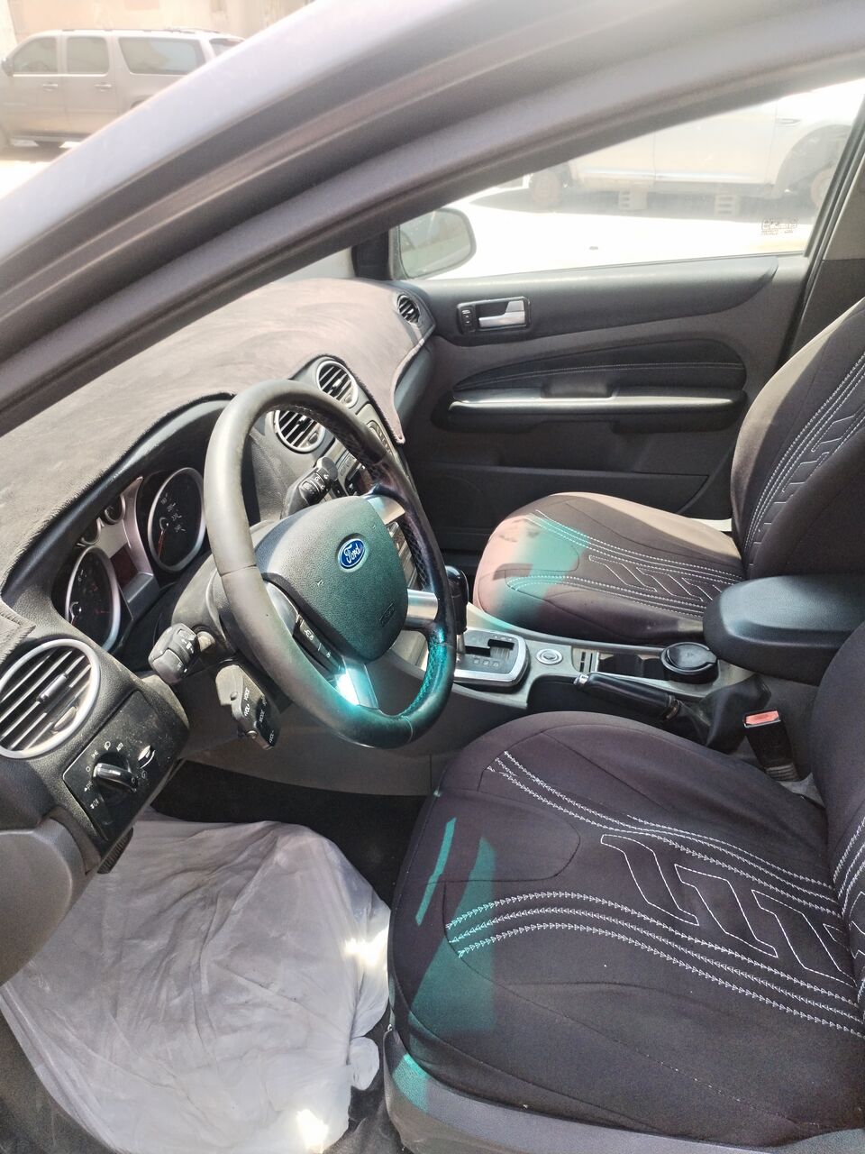 Riyadh, Vehicles, Cars & Trucks , SAR 10,  Ford Focus,  2011,  Automatic,  322000 KM,  SAR 10,000    Km 3,22000