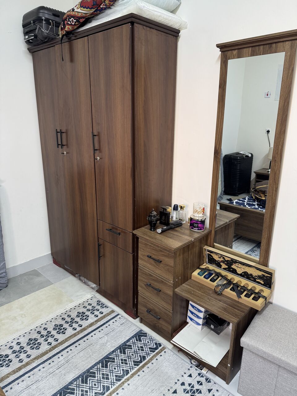 Riyadh, Furniture, SAR 1500,  Urgent Bedroom Set For Sale