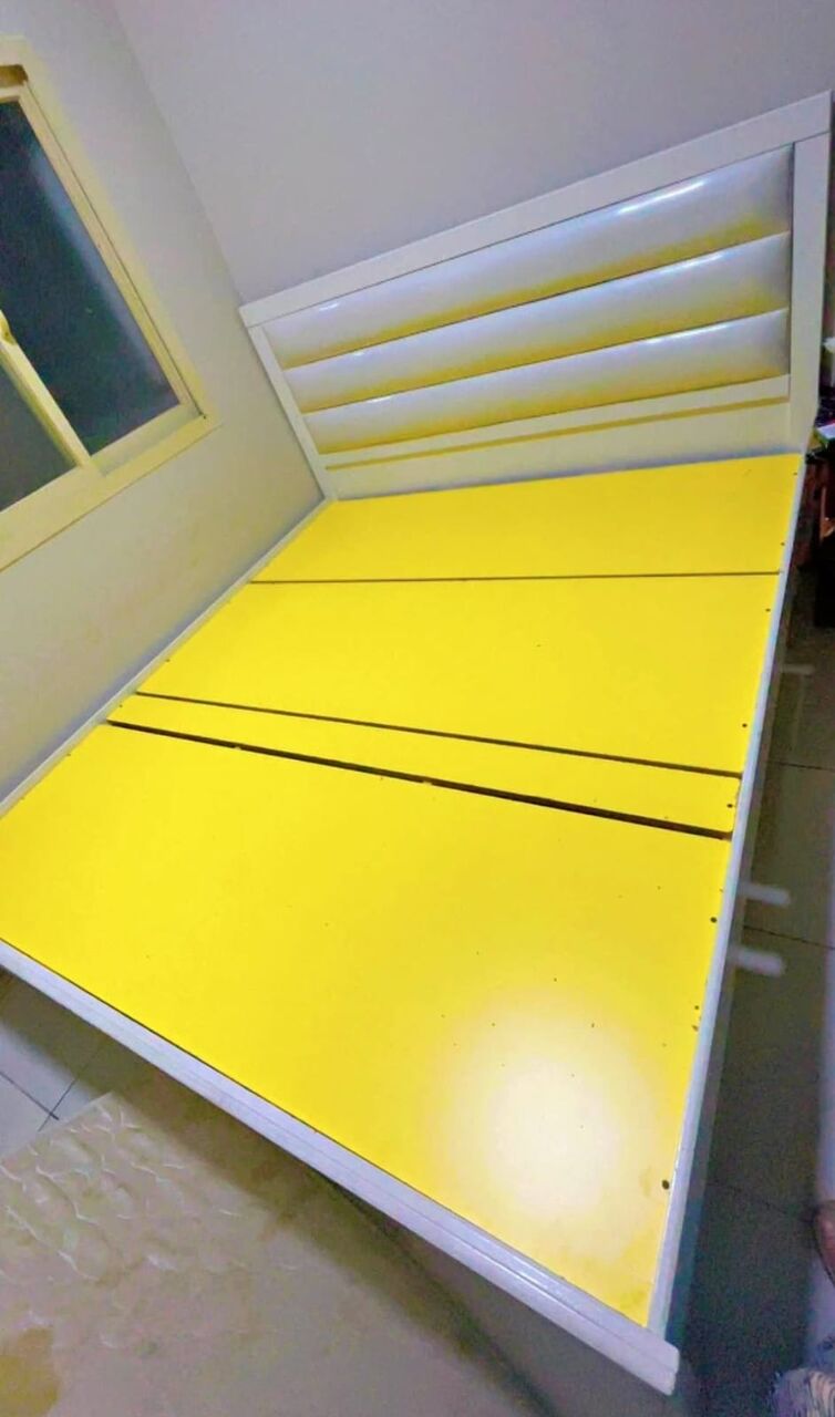 Khobar, Furniture, SAR 400,  BED- QUEEN SIZE VERY CLEAN