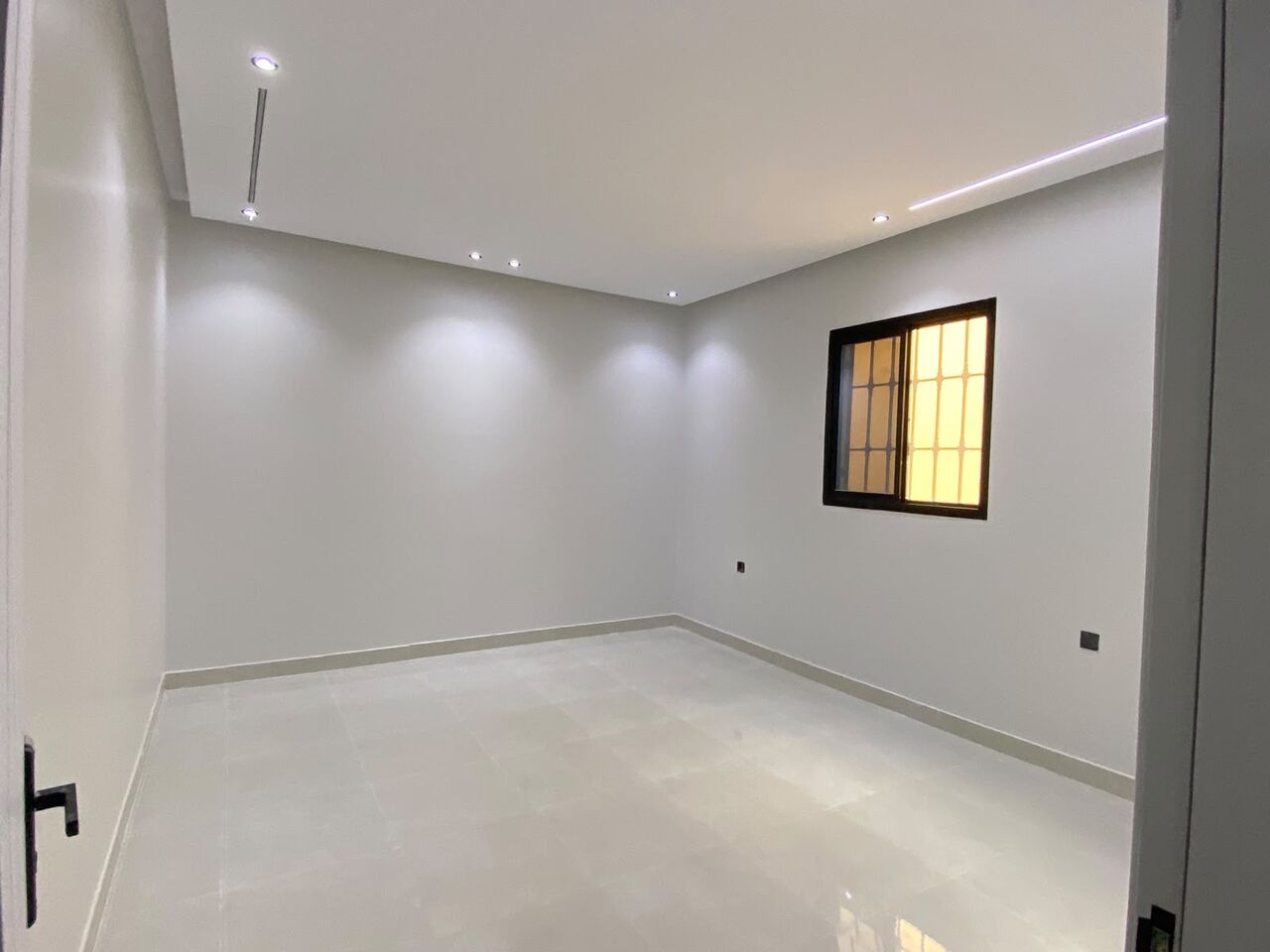 Al Iskan, Apartments, Flats, Houses & Villas, SAR 30000/year,  3BHK, Brand-new Family Apartment For Rent - 0533811127