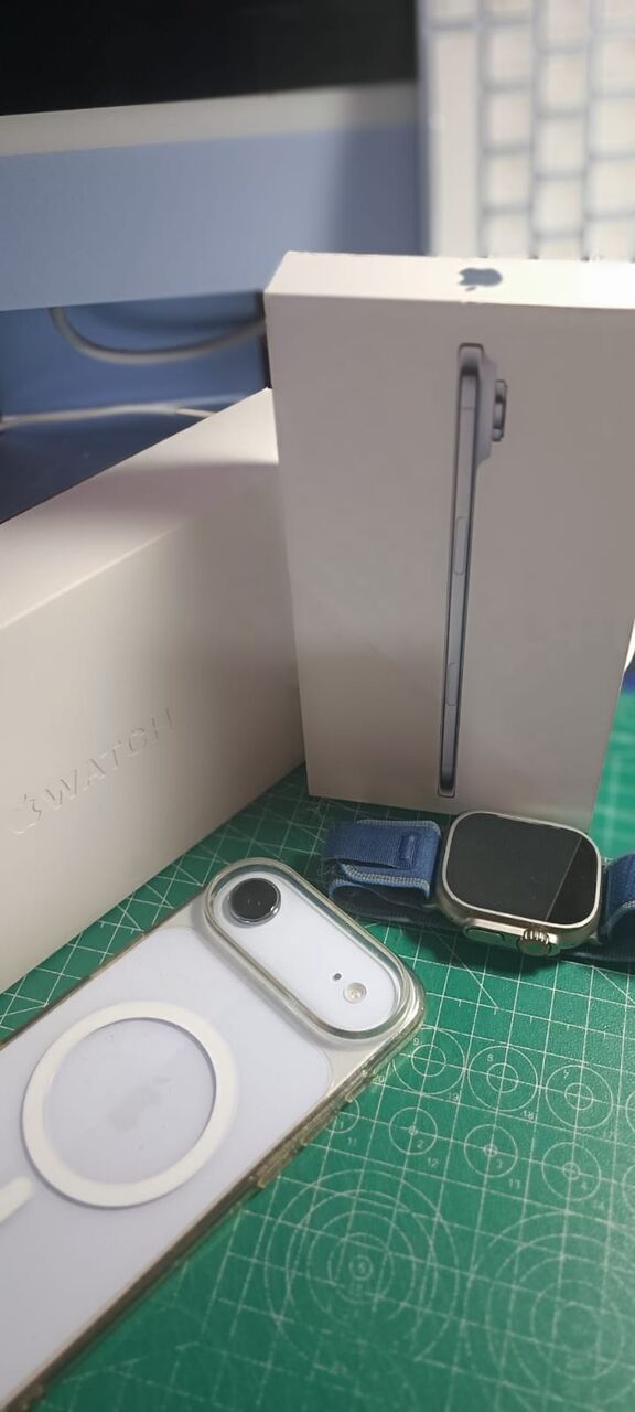 Al Sahafa, Mobile Phones, SAR 6200,  Iphone Air 256 GB + Apple Ultra Watch 3 With Box
