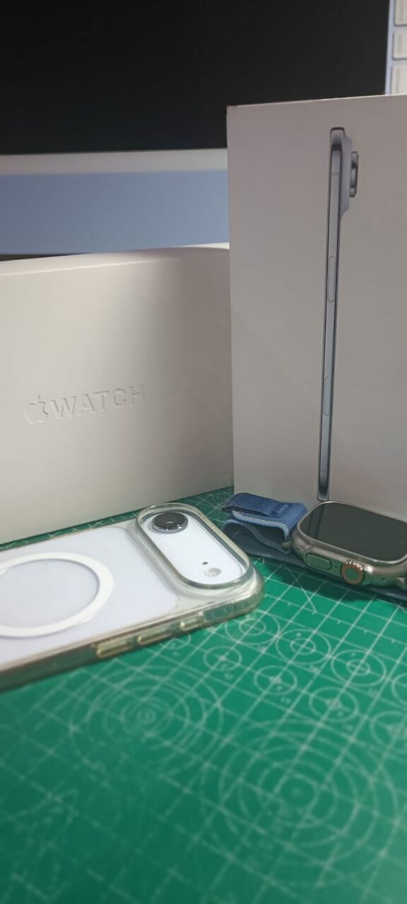 Al Sahafa, Mobile Phones, SAR 6200,  Iphone Air 256 GB + Apple Ultra Watch 3 With Box