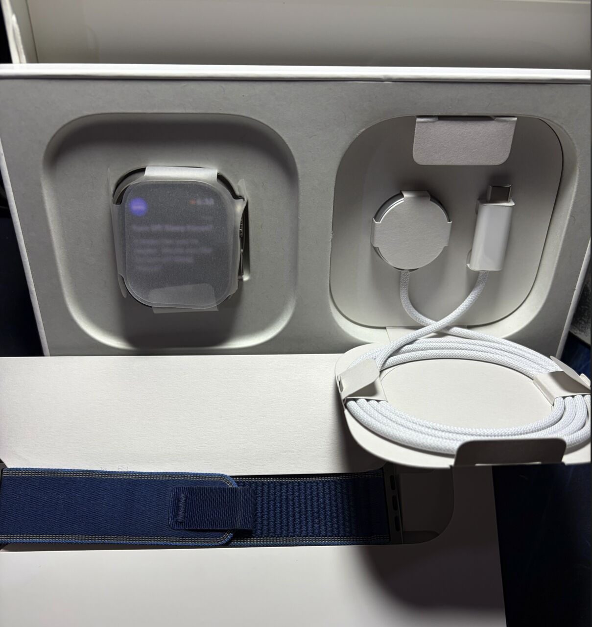 Al Sahafa, Mobile Phones, SAR 6200,  Iphone Air 256 GB + Apple Ultra Watch 3 With Box