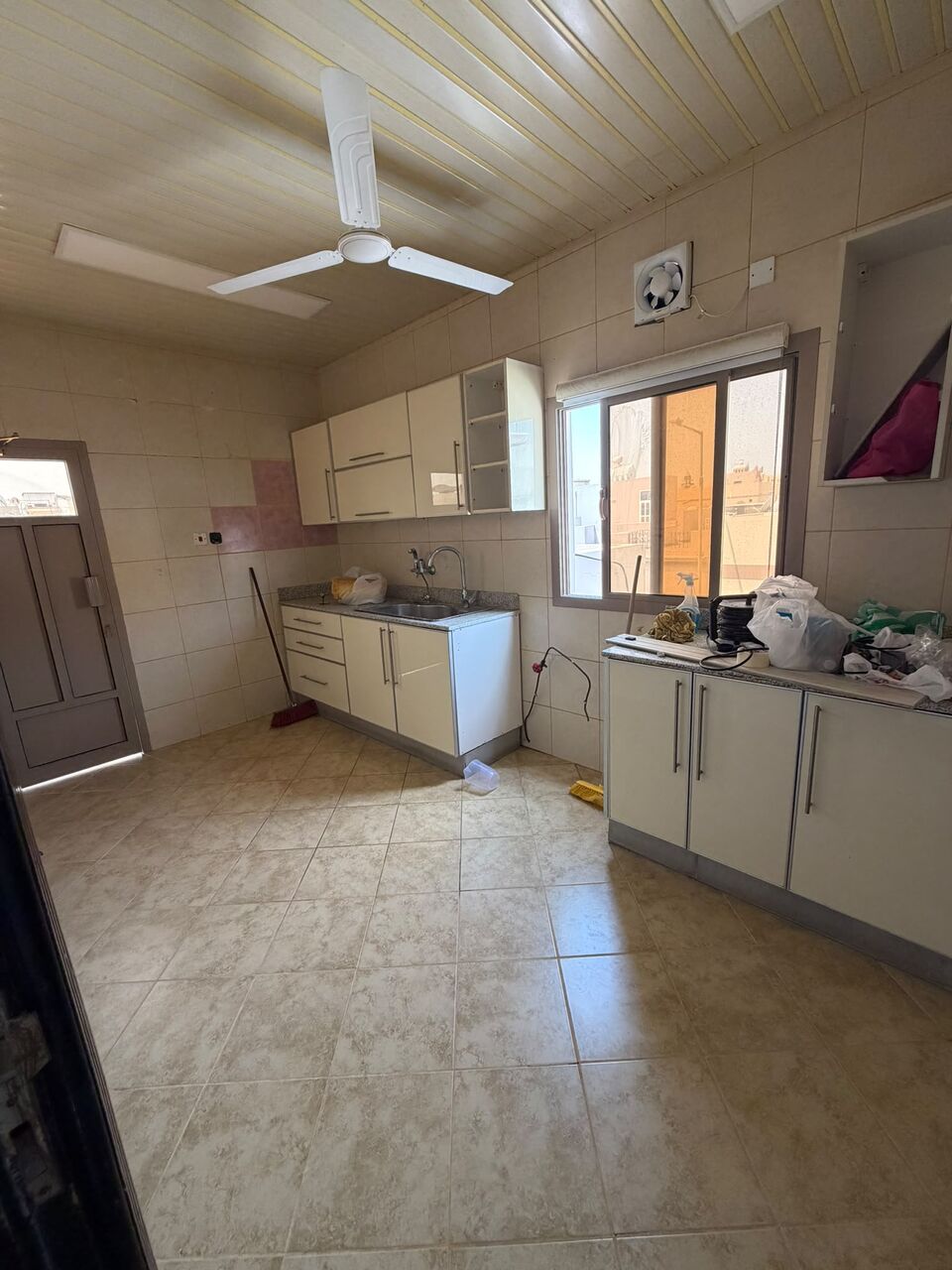 Kabul, Apartments, Flats, Houses & Villas, AFN 150/year,  100 Sq. Meter,  للإيجار شقة في سترة مهزة
