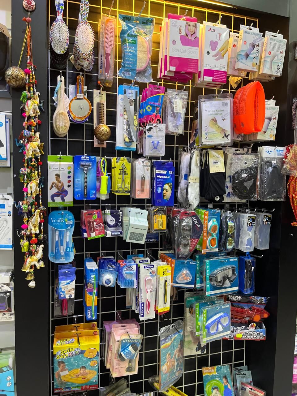 Riyadh, Businesses For Sale, Running Gift Shop For Sale In Hotel Marriott KKIA-RUH