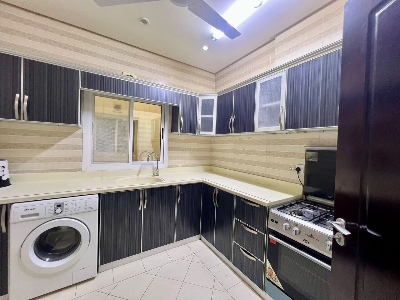Hidd, Apartments, Flats, Houses & Villas, BHD 300/month,  Furnished,  2 BR,  2bhk Fully Furnished Apartment For Rent In Hidd For 300bd With Pool