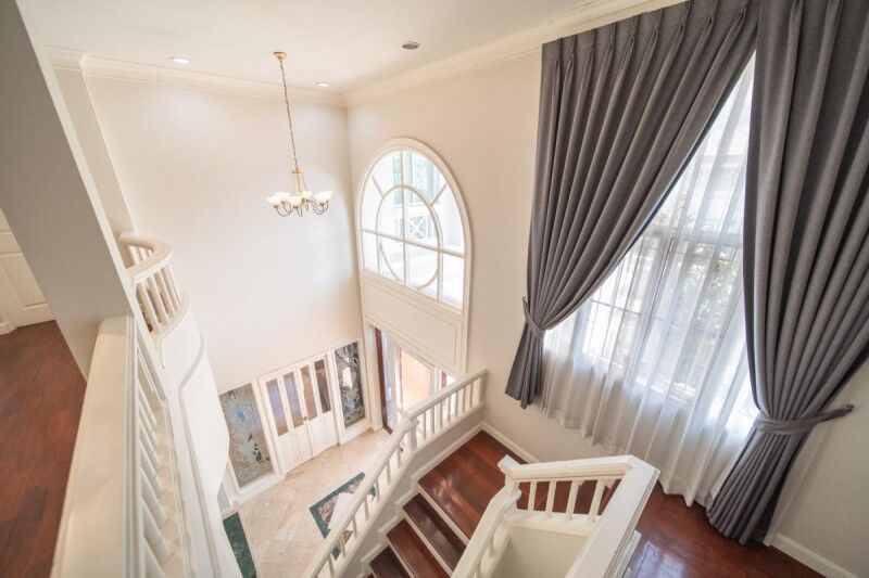 Bangkok, Villas, THB 47998,  91 Sq. Feet,  With Built-in Furniture, Sukhapiban 5, Soi 26-32, Plearnary Mall, 1.5 Km., Luxury Corner