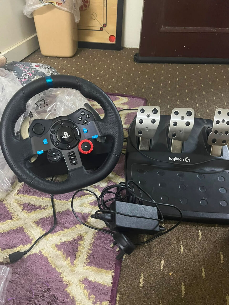 Riyadh, Electronics, SAR 750,  Logitech G29 With Shifter