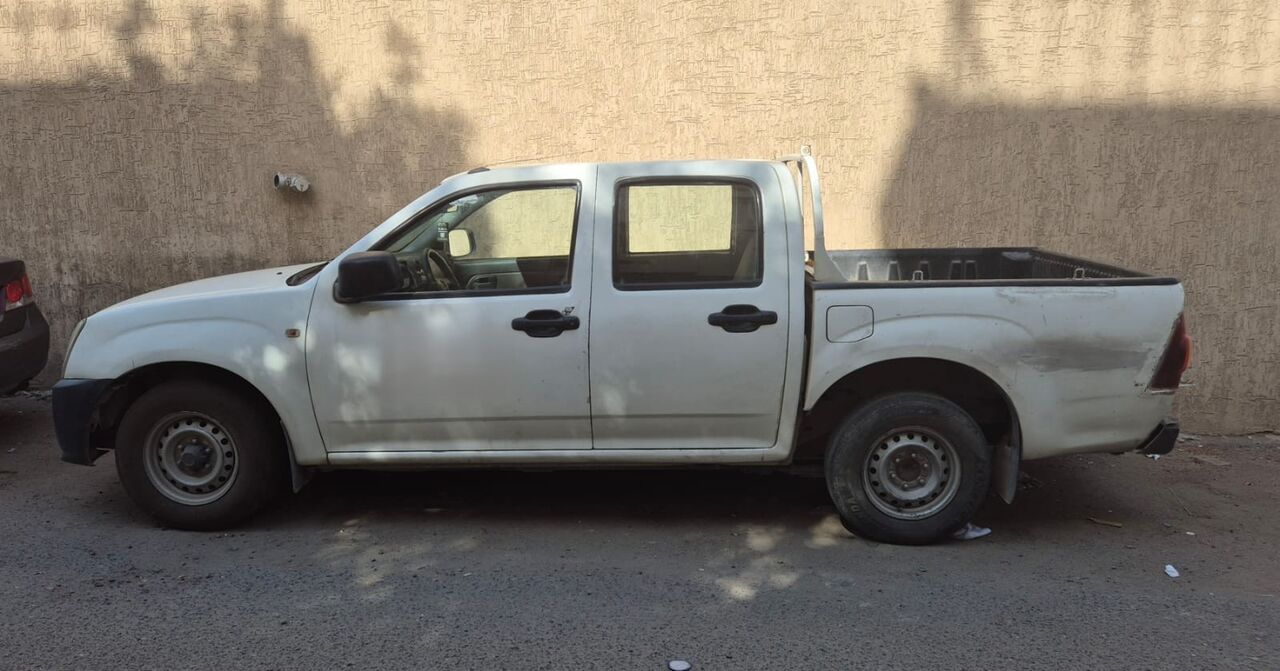 Al Aziziyah, Vehicles, Cars & Trucks , SAR 17500,  Isuzu Dmax (Double Cabin),  2007,  Manual,  500000 KM,  Isuzu DMax For Sale