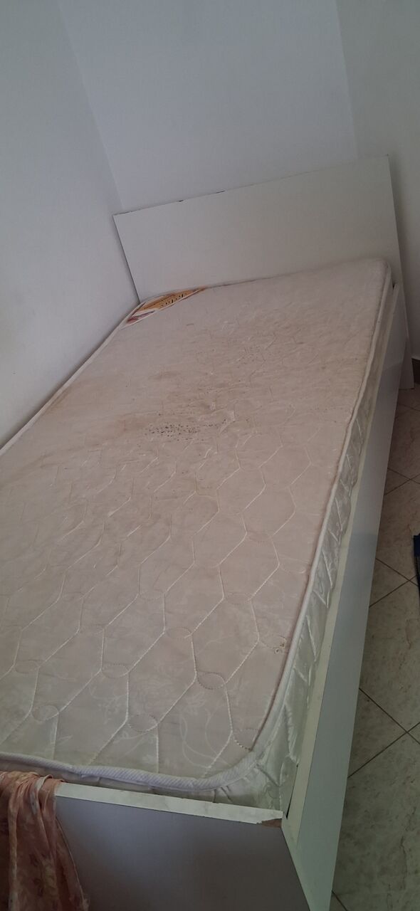 East Riffa, Furniture, BHD 25,  Single Cot And Bed With Good Condition