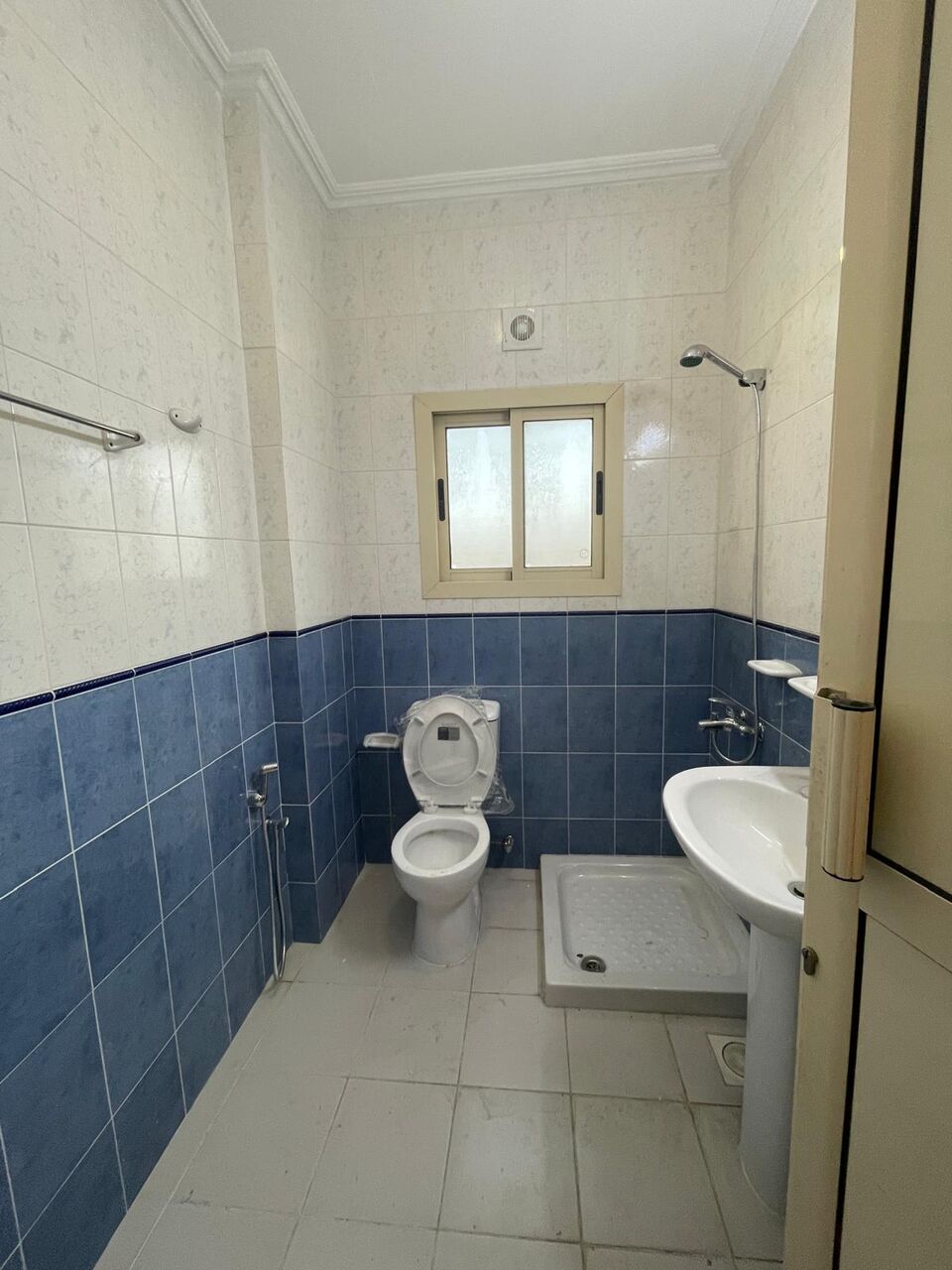 Umm Al Hassam, Apartments, Flats, Houses & Villas, BHD 300/month,  3 BR,  3 Bedroom In Umm Al Hassam With Ewa