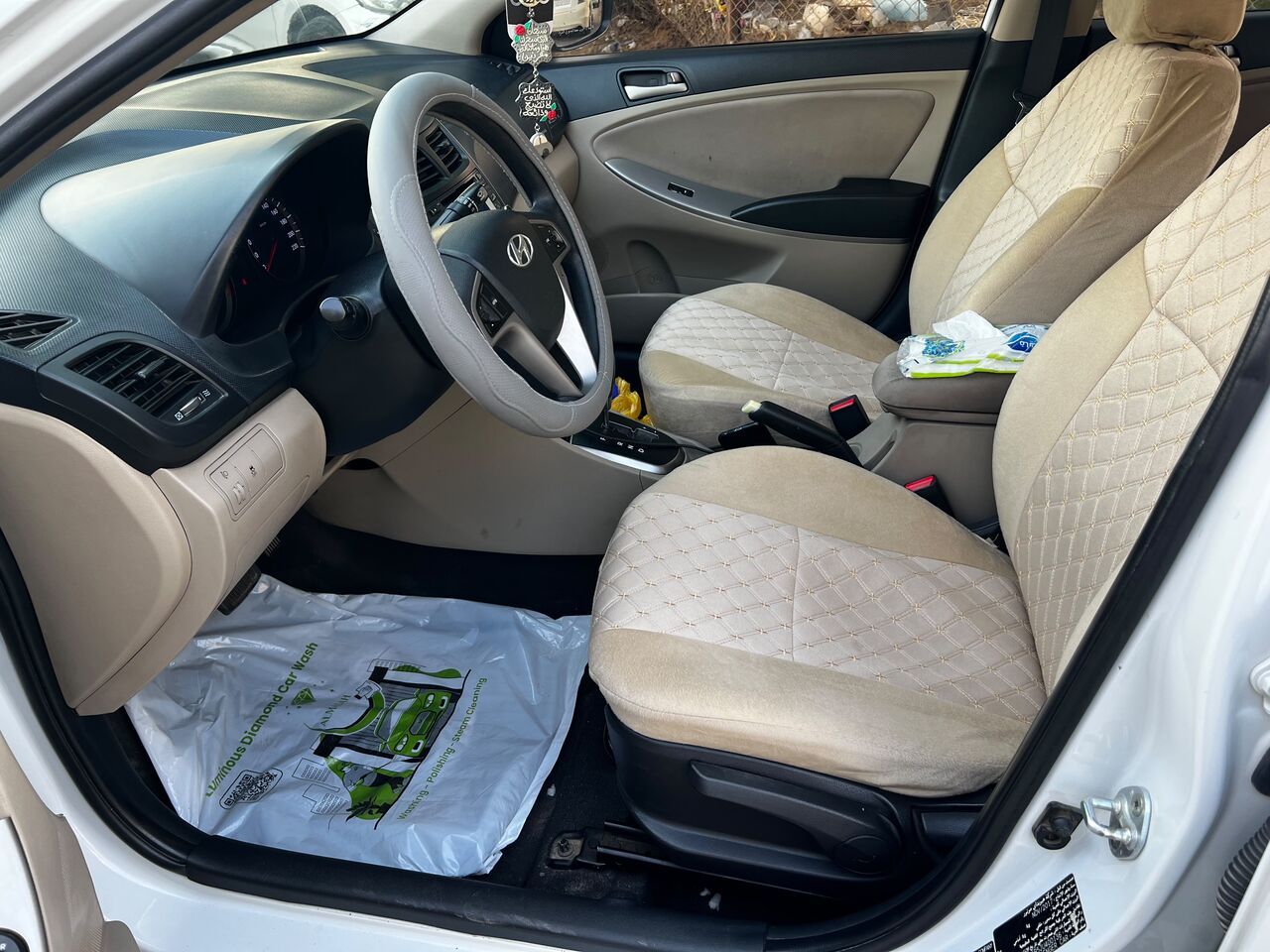 Riyadh, Vehicle Lease Transfer, SAR 1600,  🚗 Hyundai Accent 2018 – Available For Monthly Rent