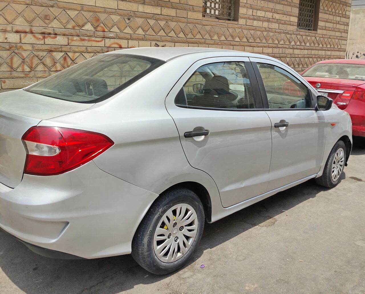 Manfouha, Vehicles, Cars & Trucks , SAR 15000,  Ford Fogo,  2019,  Automatic,  195000 KM,  Ford Figo  Model Car For Sale. Price 15000 Saudi Riyals.