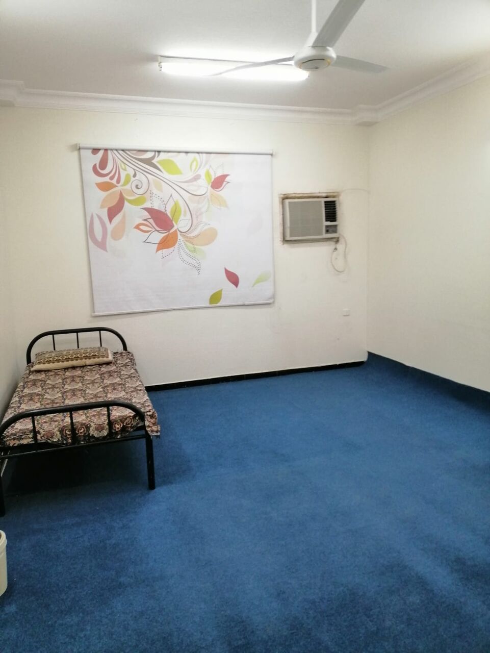 Umm Al Hamam, Rooms for Rent, SAR 1200/month,  Furnished,  I Am Offering One Room In A 3BHK Family Apartment With A Separate Toilet (no Kitchen), Loc