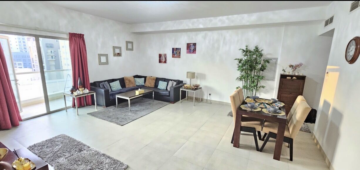 Juffair, Apartments, Flats, Houses & Villas, BHD 380/month,  Furnished,  2 BR,  For Rent: Spacing Apartment In Juffair.