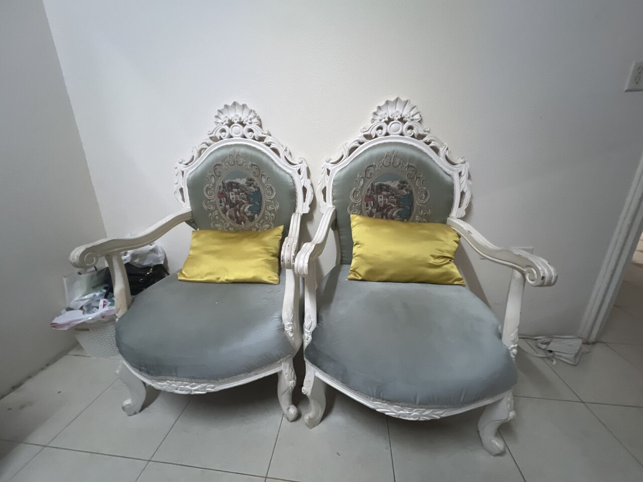 Jubail, Furniture, SAR 600,  Selling A Set Of Sofas