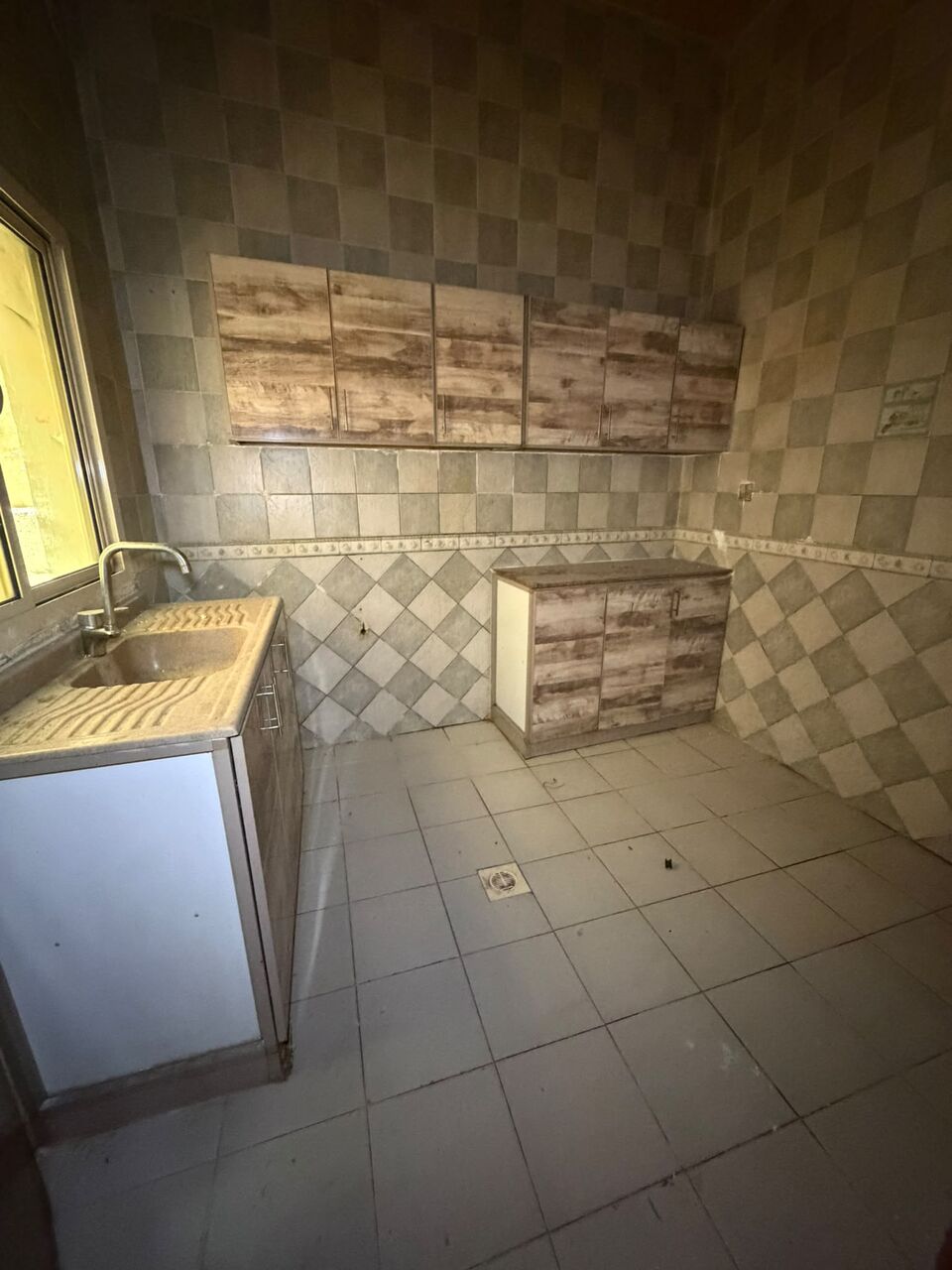 Kabul, Apartments, Flats, Houses & Villas, AFN 130/year,  100 Sq. Meter,  للإيجار شقة في الرفاع الشرقي