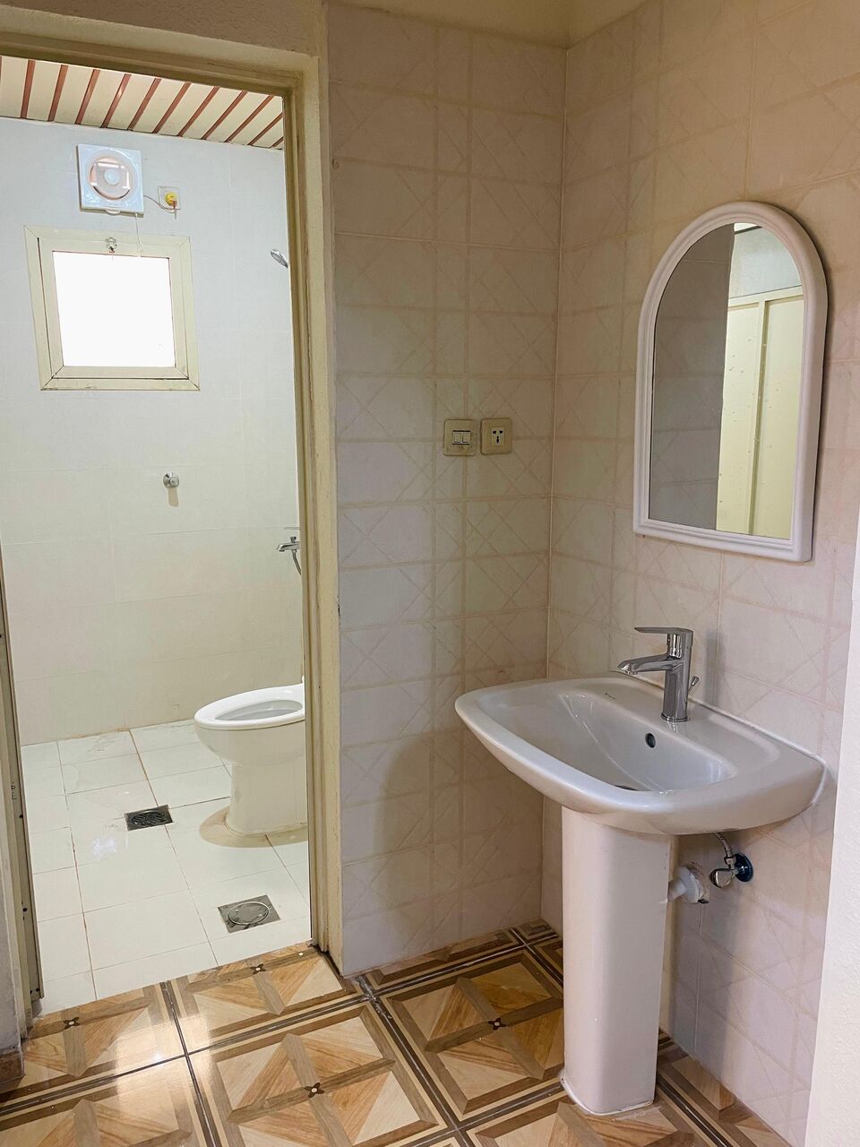 Jubail, Apartments, Flats, Houses & Villas, 2 BR,  2BHK UNFURNISHED APARTMENT AVAILABLE FOR RENT