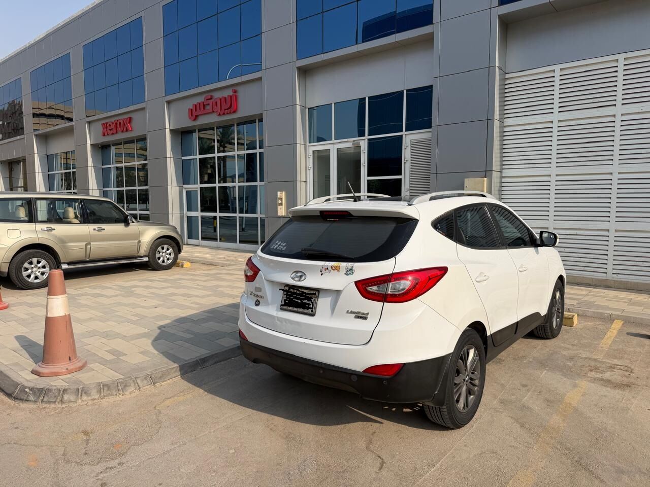 Riyadh, Vehicles, Cars & Trucks , SAR 35000,  Hyundai Tucson,  2016,  Automatic,  217000 KM,  , ,  Full Option 4WD